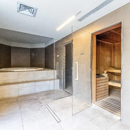 Lägenhet Cozy - Parking - Pool - Sauna - Gym -spa